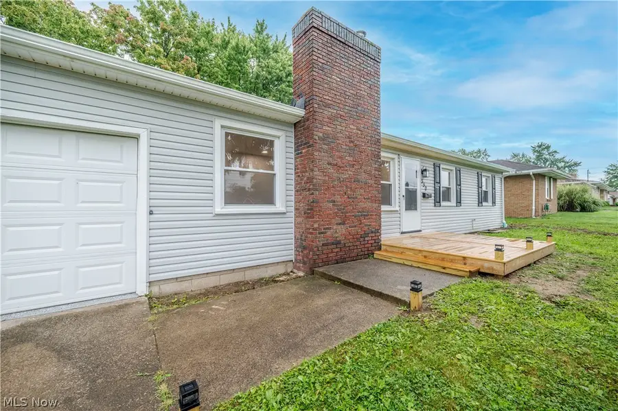 550 Neoka Drive, Campbell, OH 44405 - #3