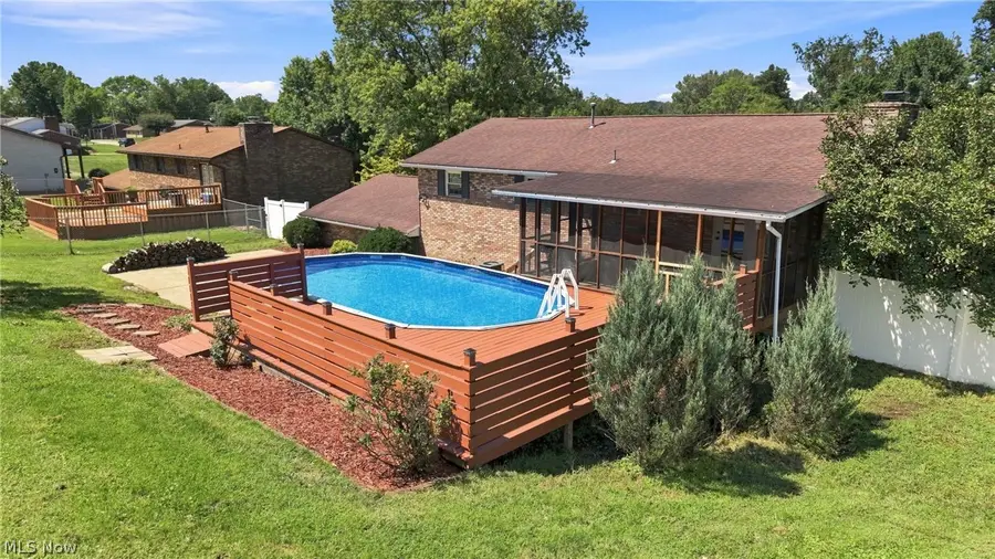 312 Maple Drive, Williamstown, WV 26187 - #2