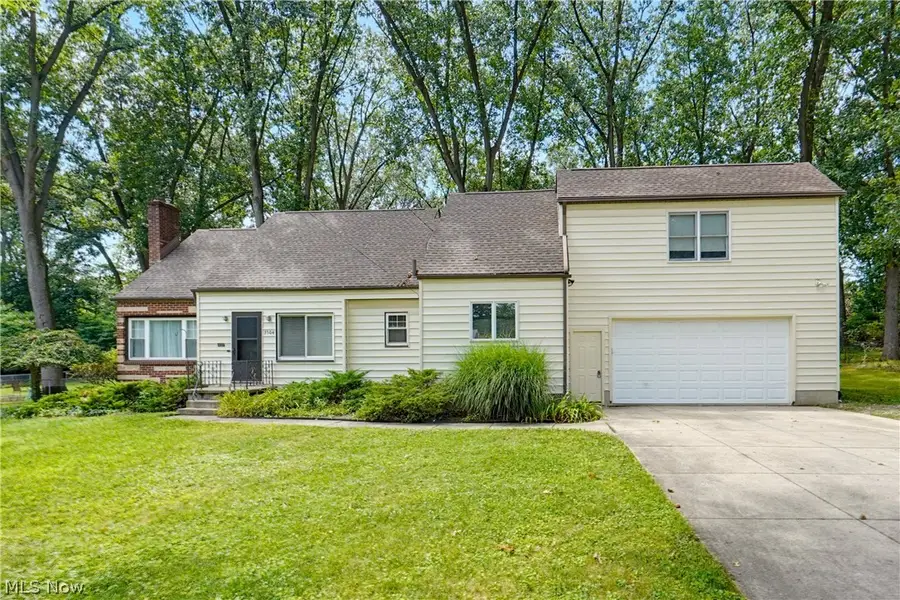 3504 Lakeview Boulevard, Stow, OH 44224 - #2