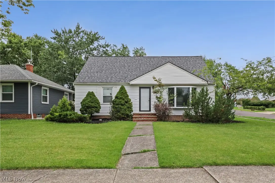 7146 W Parkview Drive, Parma, OH 44134 - #1