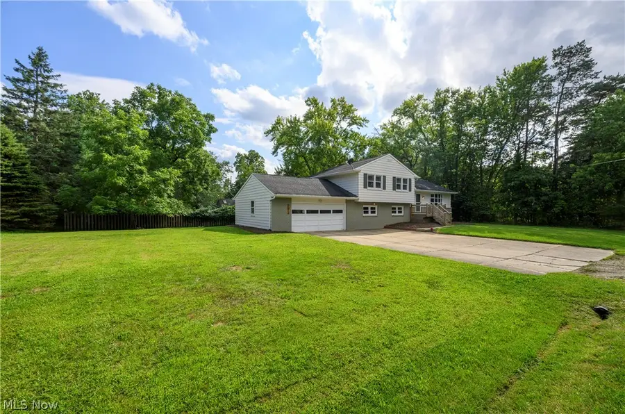 1512 Hanna Road, Stow, OH 44224 - #3