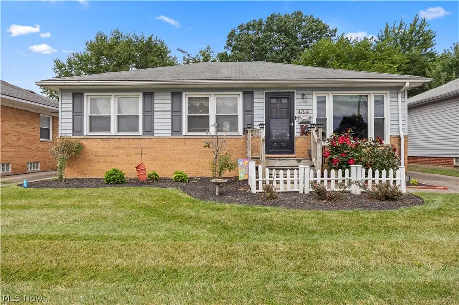 4704 W 156th Street, Cleveland, OH 44135 - #2