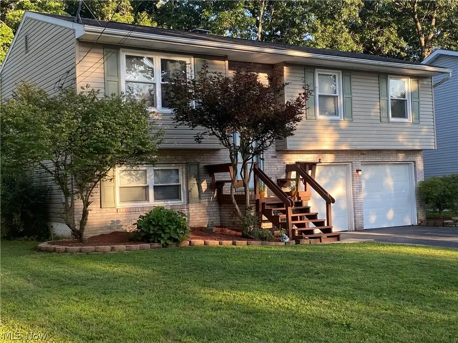91 Hillview Drive, Hubbard, OH 44425 - #2