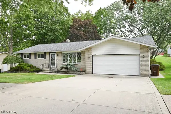 2745 Brian Drive, Parma, OH 44134