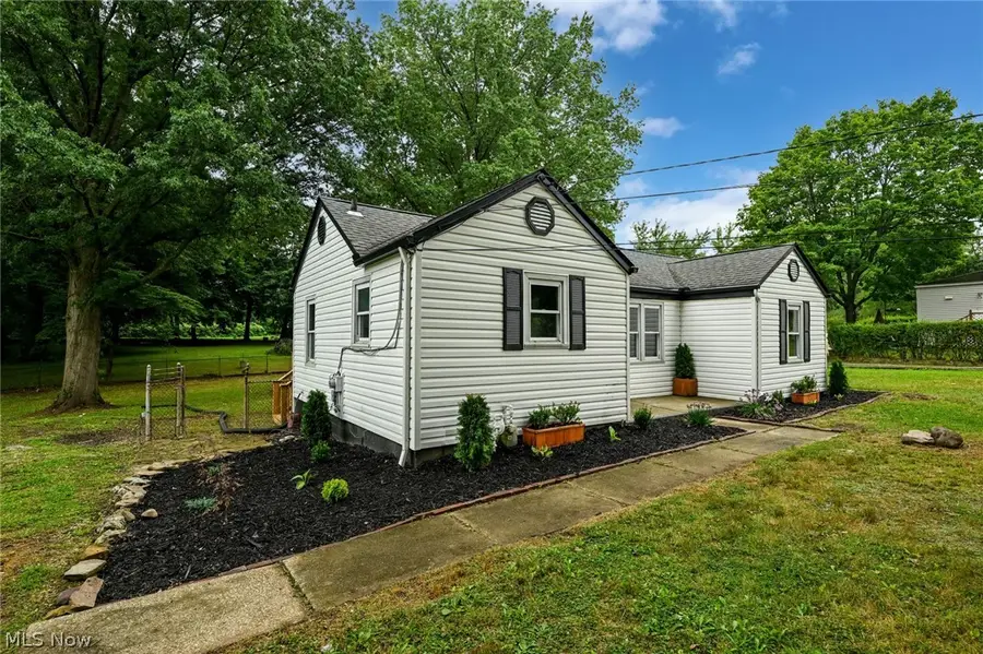 2933 S Hametown Road, Norton, OH 44203 - #2
