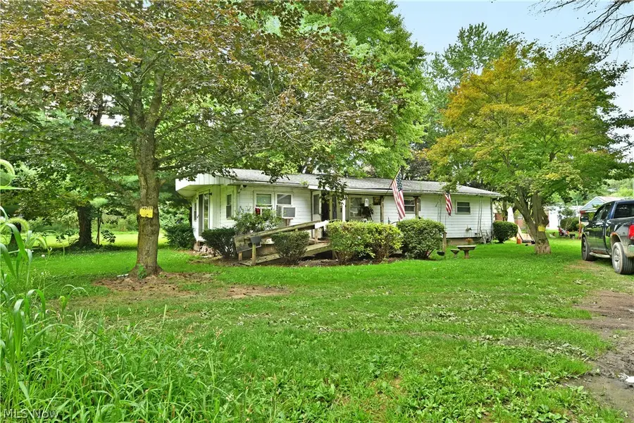 919 Owsley Street, Masury, OH 44438 - #2