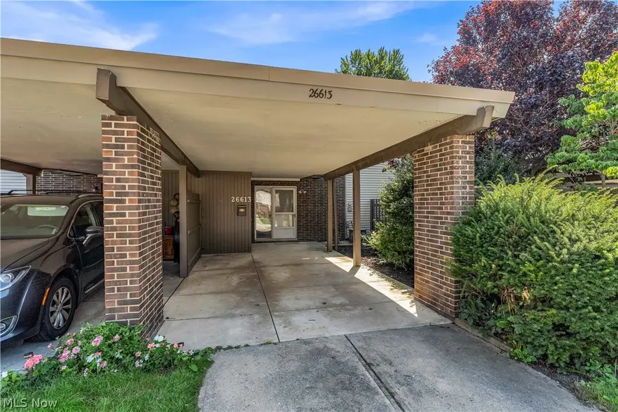 26613 N Park Boulevard, Olmsted Falls, OH 44138 - #2