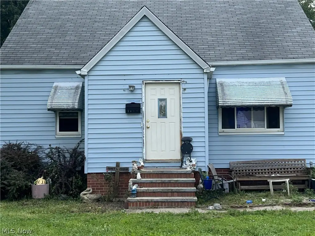 1204 E 351st Street, Eastlake, OH 44095 - #1