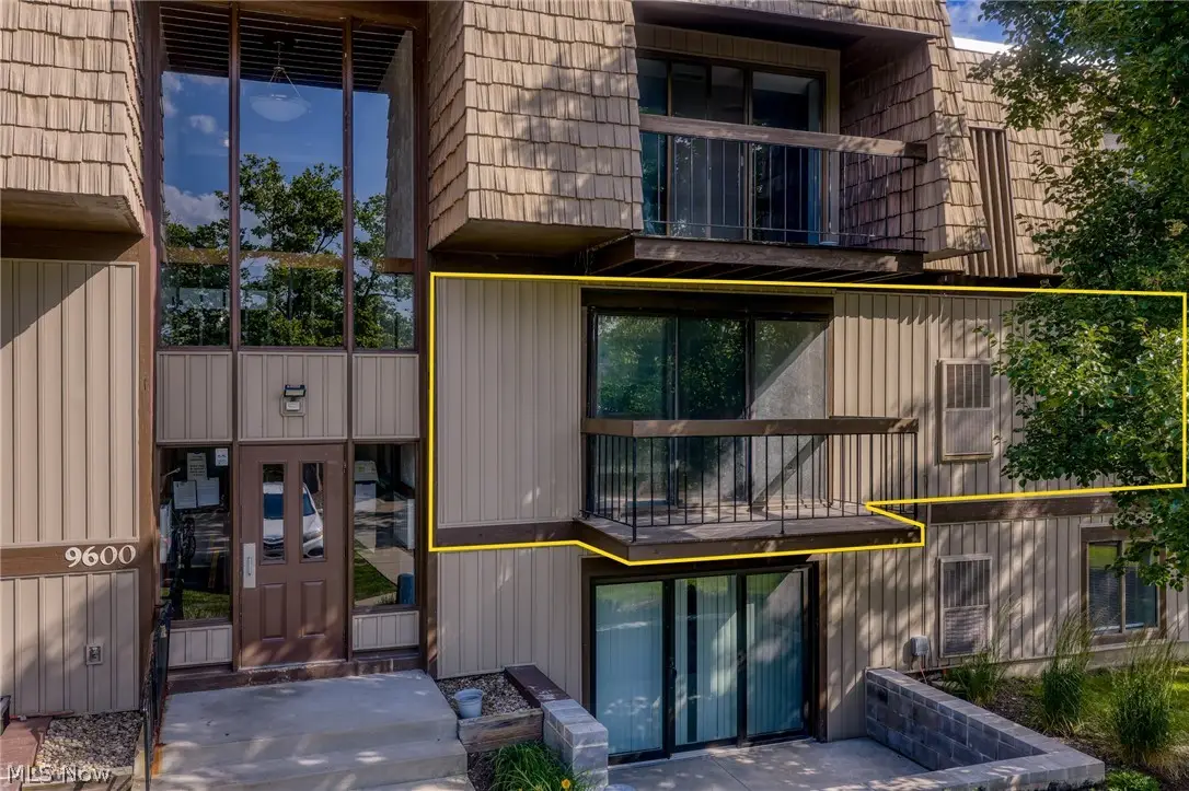9600 Cove Drive #B6, North Royalton, OH 44133 - #1