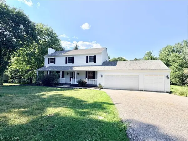 17610 Creekside Drive, Chagrin Falls, OH 44023