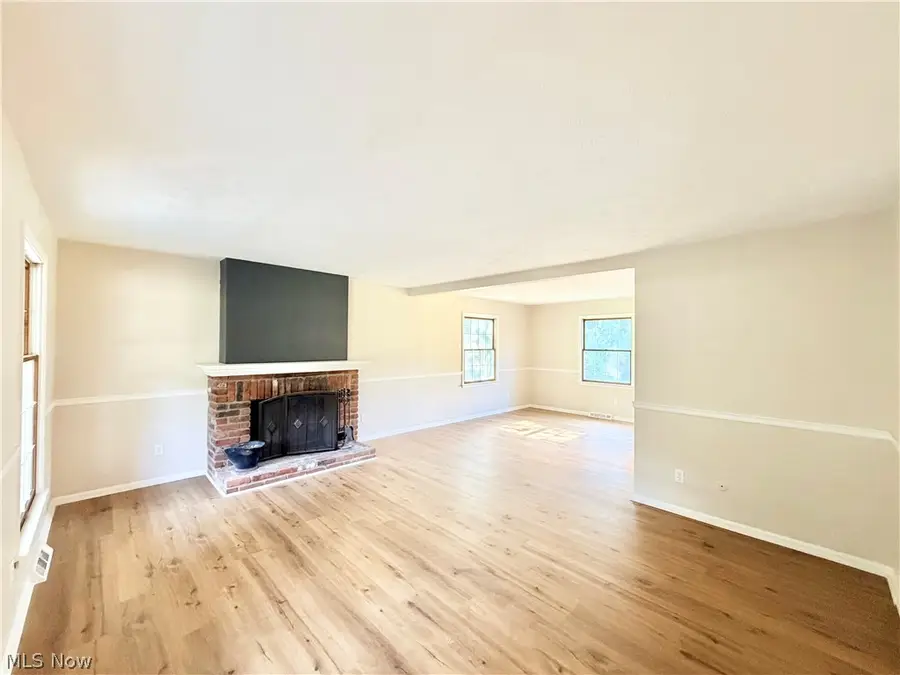 17610 Creekside Drive, Chagrin Falls, OH 44023 - #2