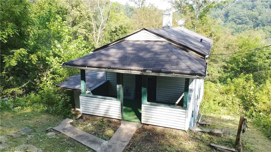 854 Spencer Avenue, Steubenville, OH 43952 - #3