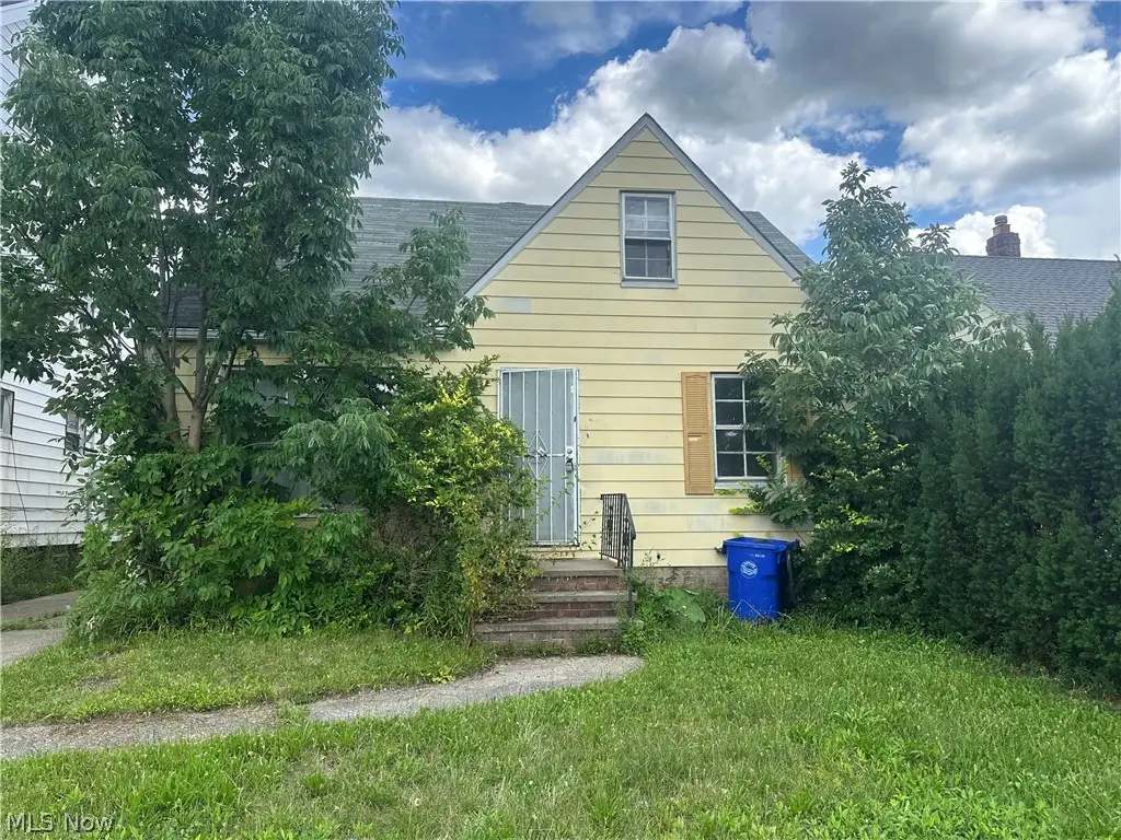 3927 E 153rd Street, Cleveland, OH 44128 - #1