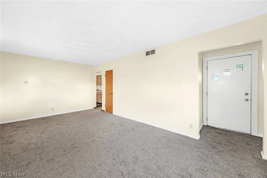500 Carver Nw Street, Massillon, OH 44647 - #3