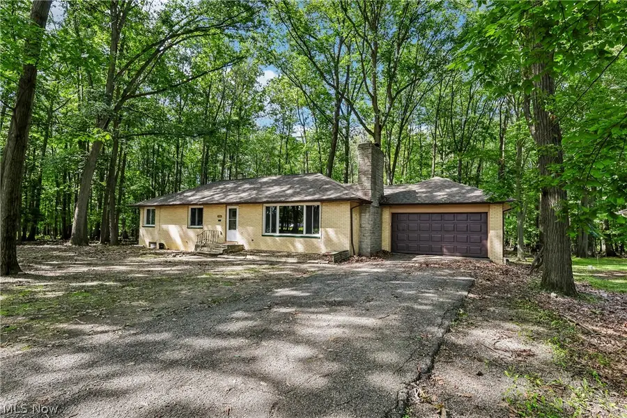 2394 Dentzler Road, Parma, OH 44134 - #2