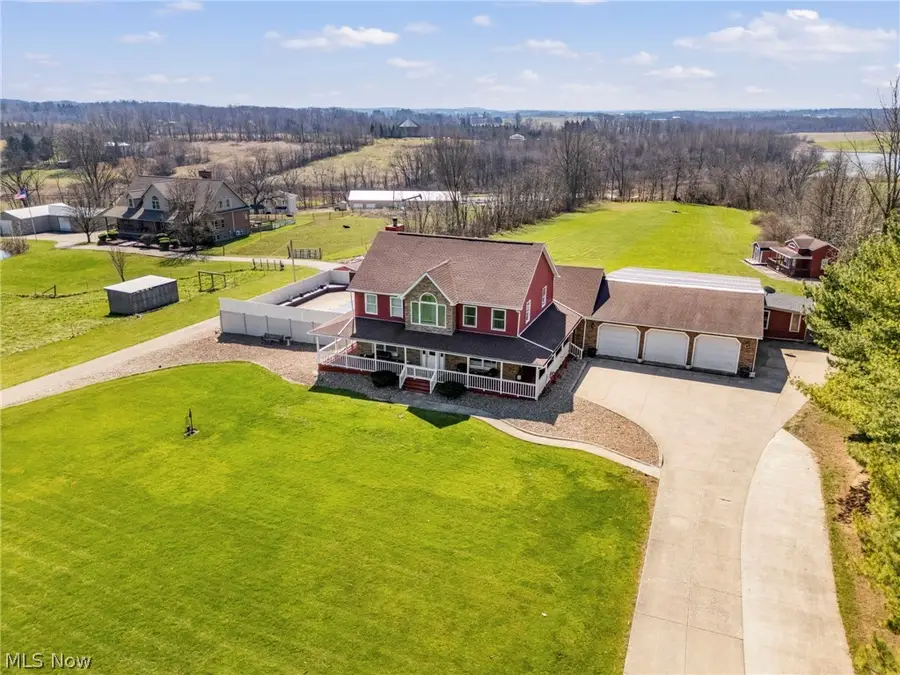 5616 Faircrest Sw Street, Canton, OH 44706 - #2