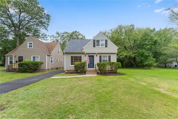 1004 Woodview Road, Cleveland Heights, OH 44121