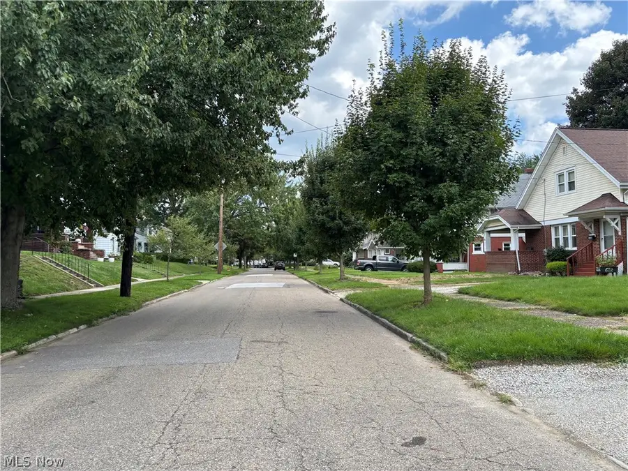 1558 Hillside Terrace, Akron, OH 44305 - #3