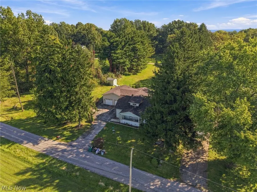 1953 Lawn Avenue, Lowellville, OH 44436 - #2