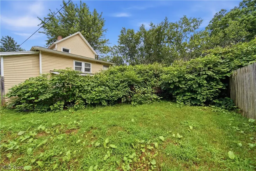 1116 Mcintosh Avenue, Akron, OH 44314 - #3