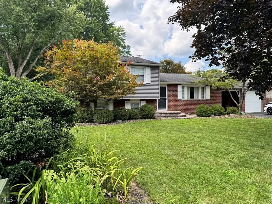 7763 Raglan Ne Drive, Warren, OH 44484 - #2