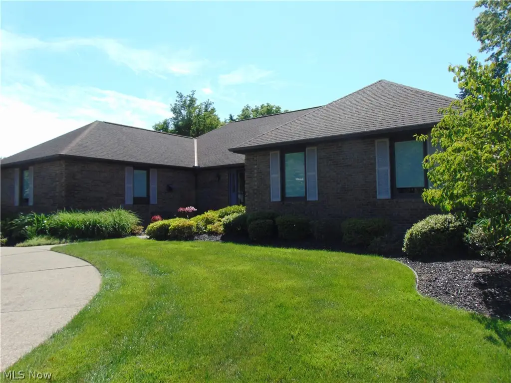 2090 Ridgebury Drive, Painesville, OH 44077 - #1