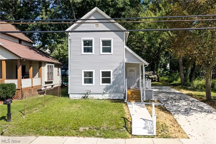 103 W Miller Avenue, Akron, OH 44301 - #2