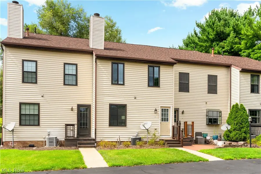 6674 Hills And Dales Nw Road, Canton, OH 44708 - #2