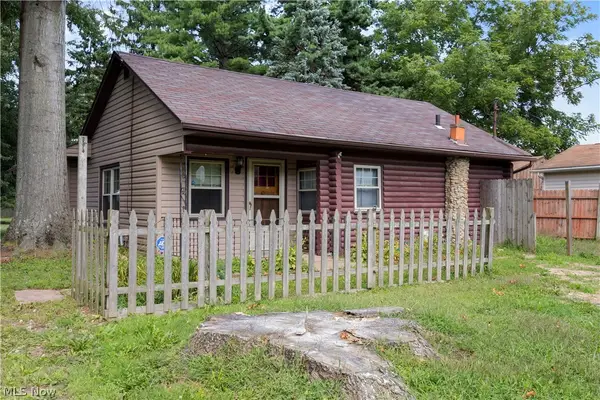6167 Lake Avenue, Elyria, OH 44035