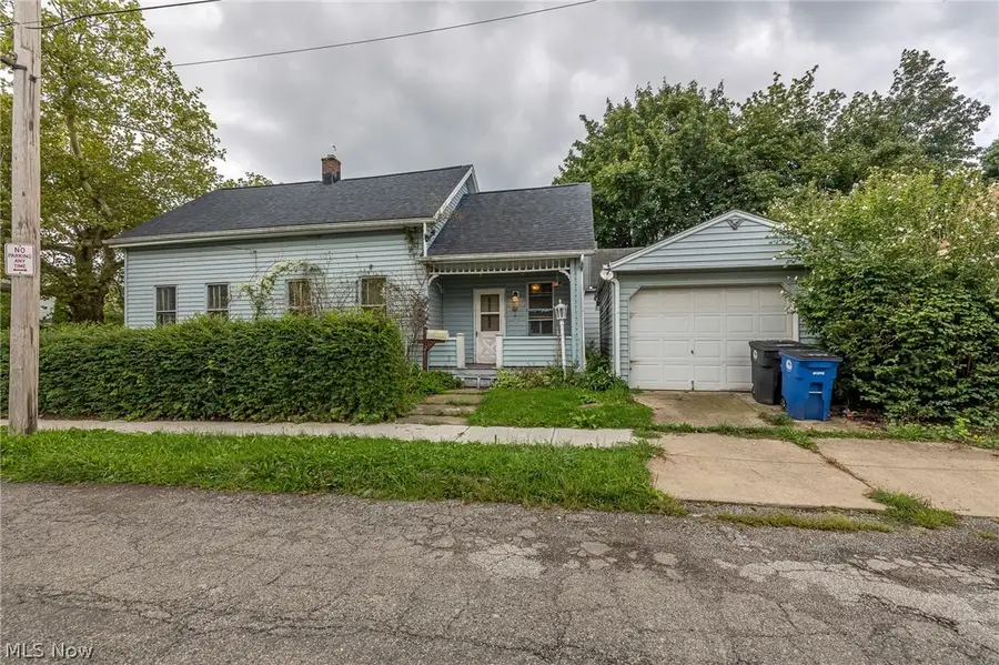3240 W 58th Street, Cleveland, OH 44102 - #2