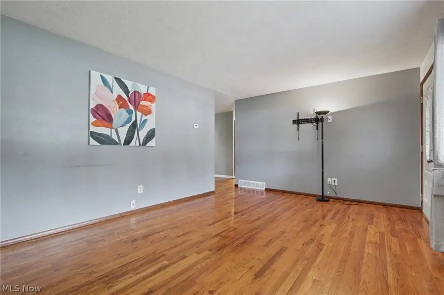 839 Sheffield Road, Sheffield Lake, OH 44054 - #2