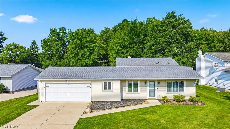 15700 Pinewood Drive, Strongsville, OH 44149 - #2