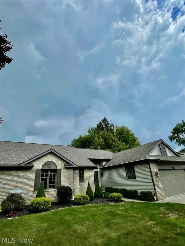 4911 NW Pond Nw Drive, North Canton, OH 44720