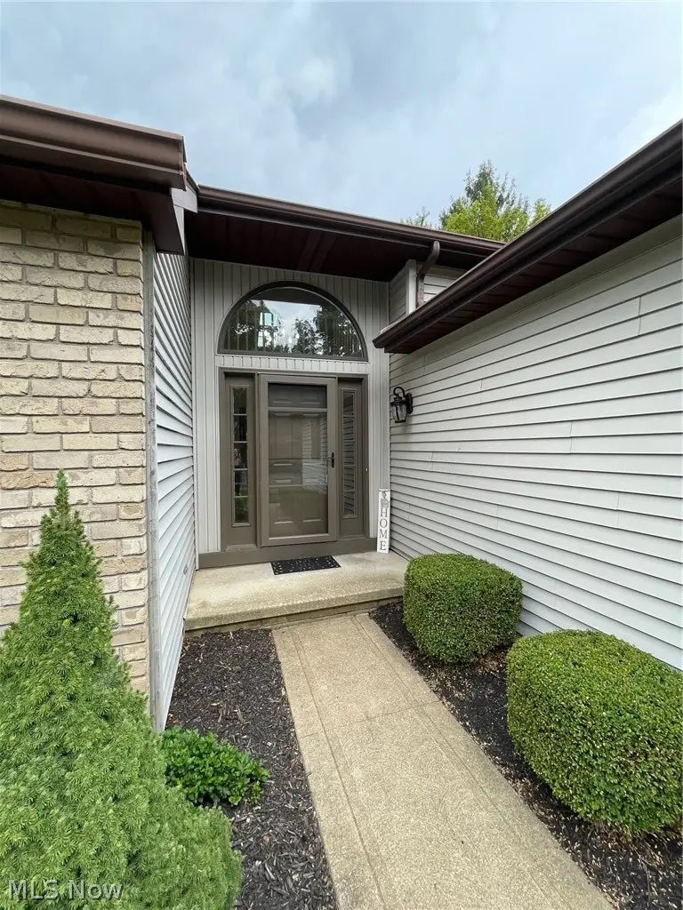 4911 NW Pond Nw Drive, North Canton, OH 44720 - #2