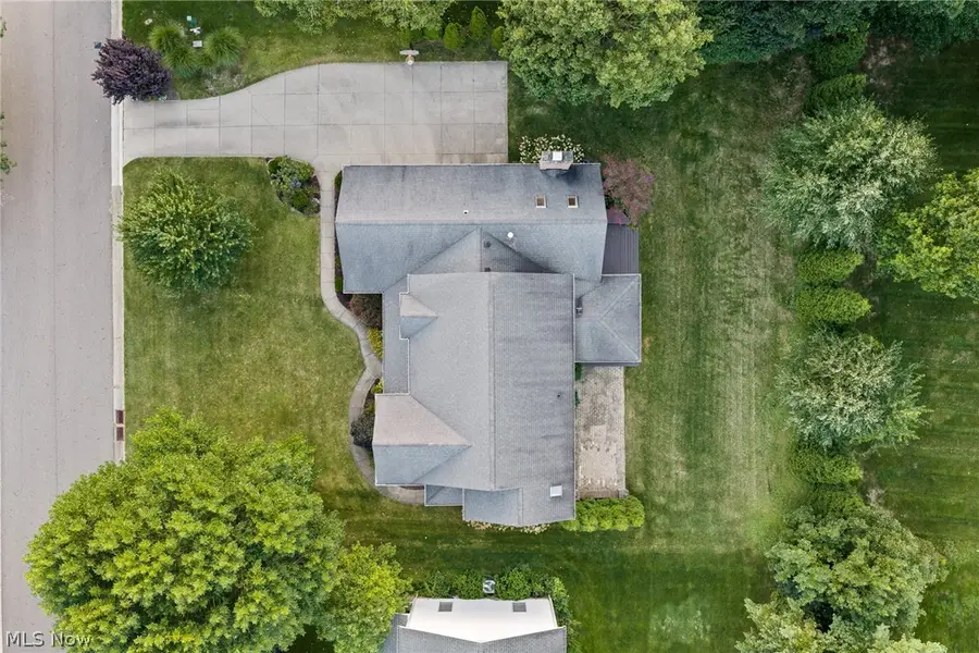 6955 Salerno Nw Street, Canton, OH 44718 - #3