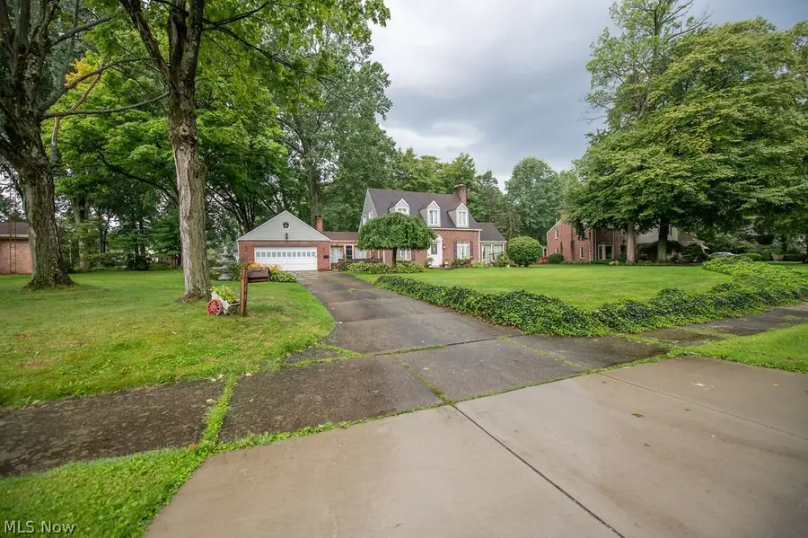 1144 Kingsway Street, Alliance, OH 44601 - #3