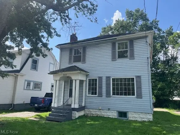 912 S Hawkins Avenue, Akron, OH 44320