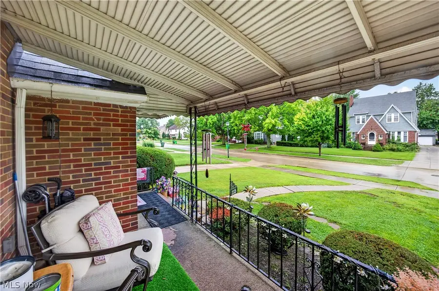 115 Sunnycliff Drive, Euclid, OH 44123 - #3