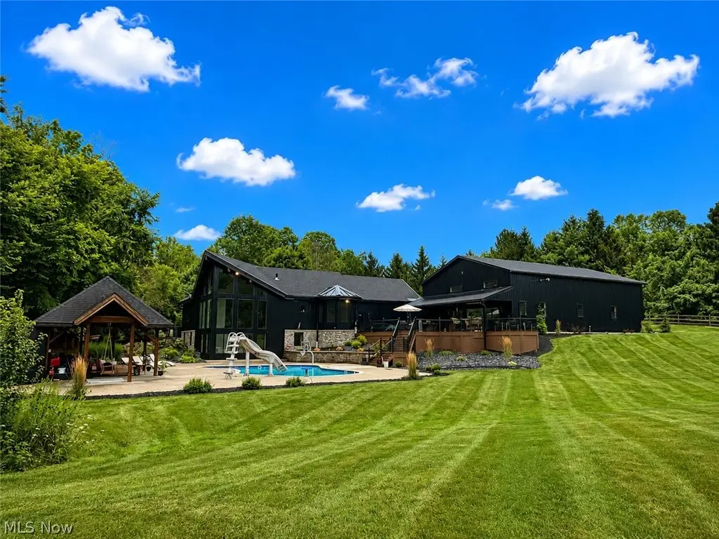 2245 Thoroughbred Drive, Wadsworth, OH 44281 - #1