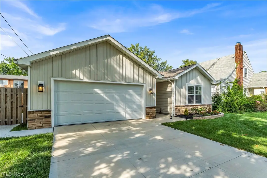 19 Third Avenue, Berea, OH 44017 - #1