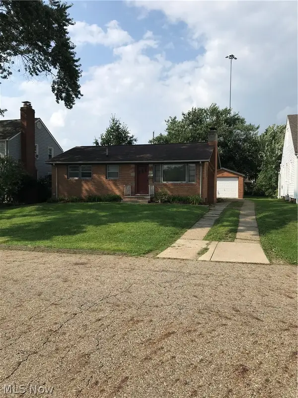 1017 Milford Ne Street, Canton, OH 44714