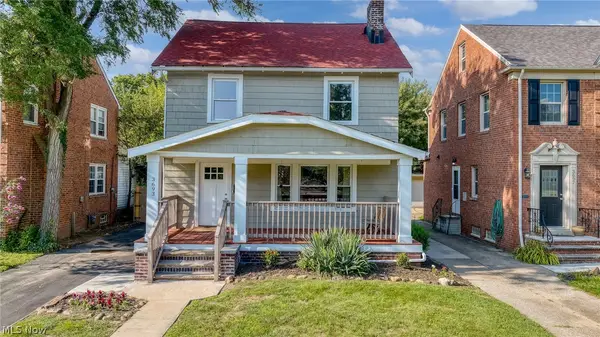3693 Silsby Road, University Heights, OH 44118