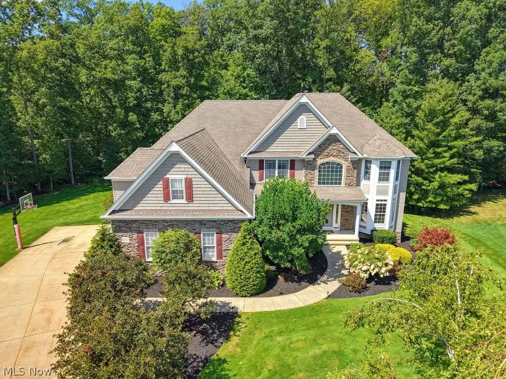 8247 Hemingway Lane, Concord, OH 44060 - #1