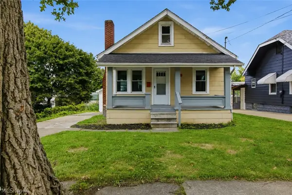 975 Corwin Avenue, Akron, OH 44310