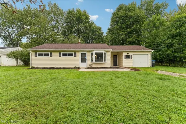 1994 Pinewood Drive, Brunswick, OH 44212