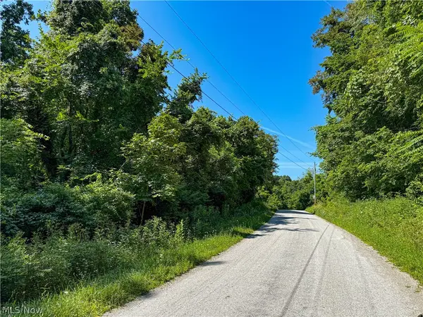 62459 Greenlawn Road, Quaker City, OH 43773