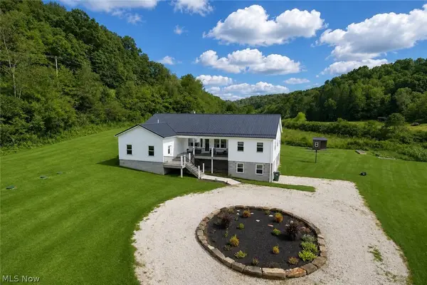 8251 Bay Se Road, Carrollton, OH 44615