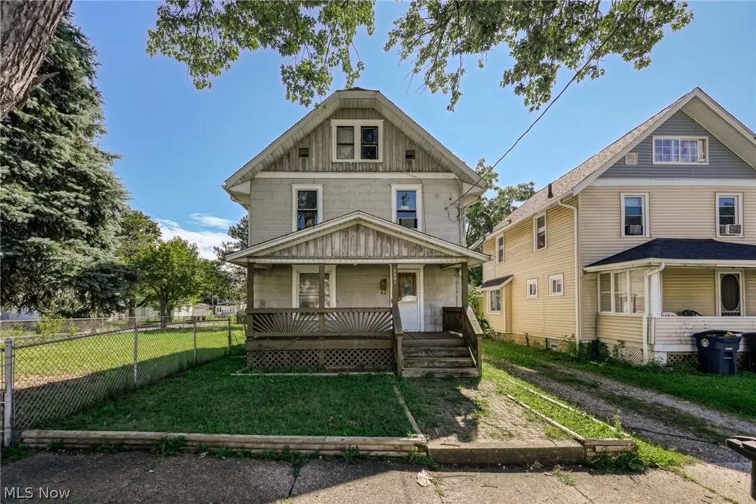 2261 8th Sw Street, Akron, OH 44314 - #1