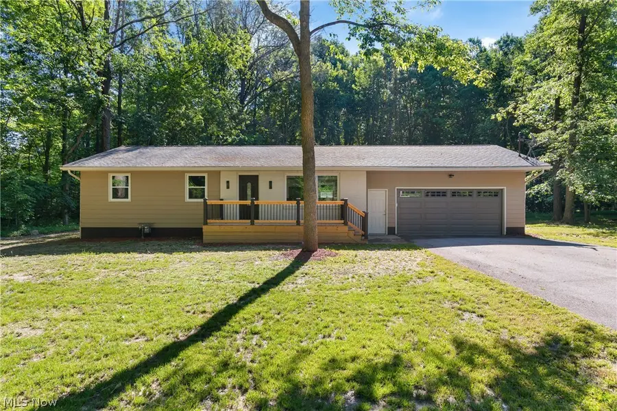 1075 NE River Road, Lake Milton, OH 44429 - #2