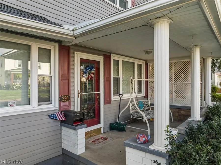 226 W 42nd Street, Shadyside, OH 43947 - #3